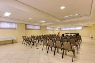 Metropolitan Canoas Hotel